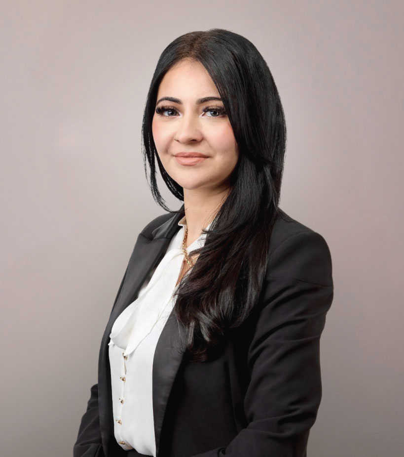 Samantha rezaee photo