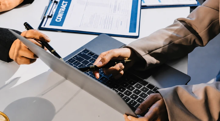 saas terms of service contract review for australian vendors